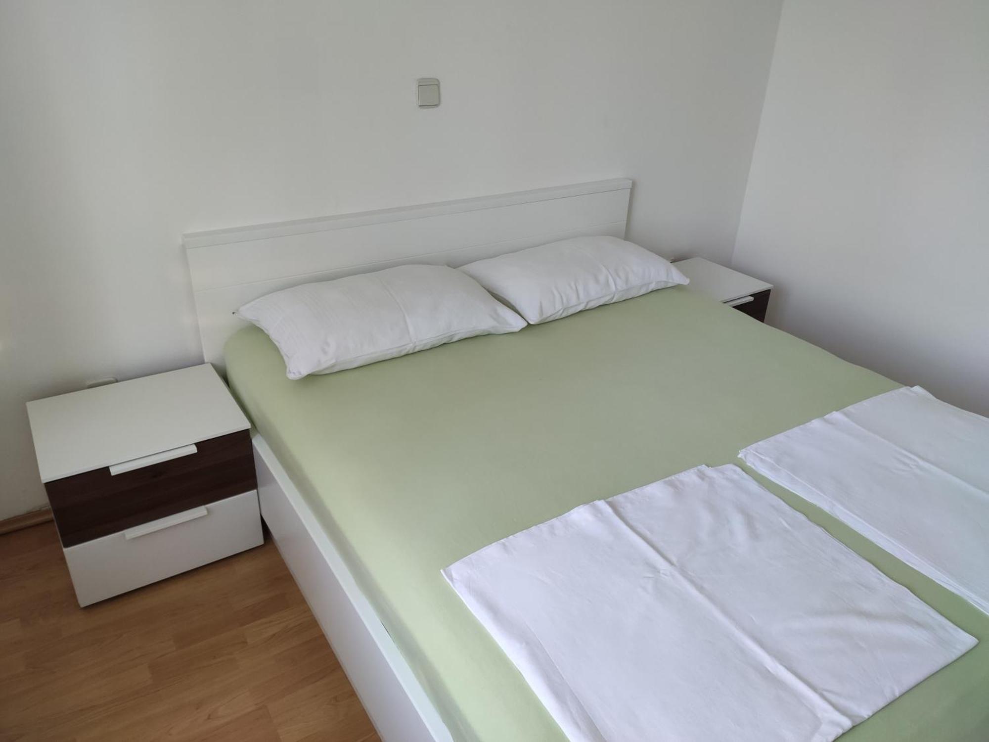 Apartment With Private Garden And The Terrace Ev Station Available Crikvenica Dış mekan fotoğraf